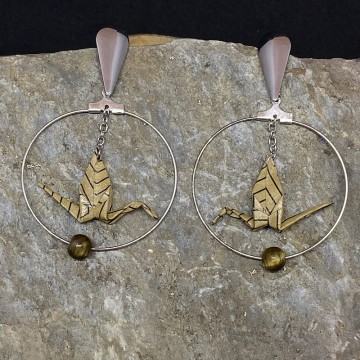 Créoles en acier inoxydable argent avec grue en origami et perles en oeil de tigre
